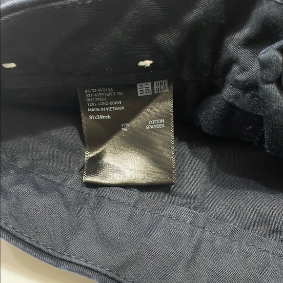 UNIQLO Black Pants - Picture 1 of 5